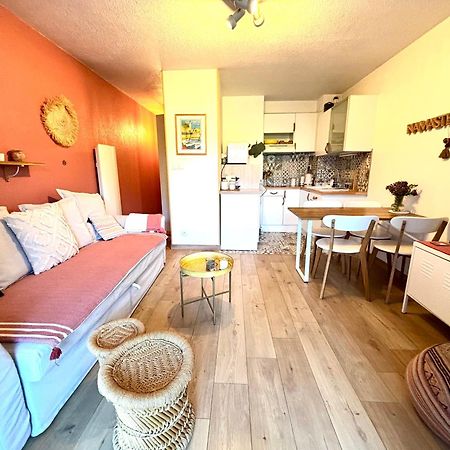 La Petite Pinede Studio Climatise Proche Plage Sanary-sur-Mer Exterior photo