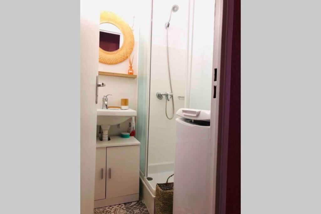 La Petite Pinede Studio Climatise Proche Plage Sanary-sur-Mer Exterior photo
